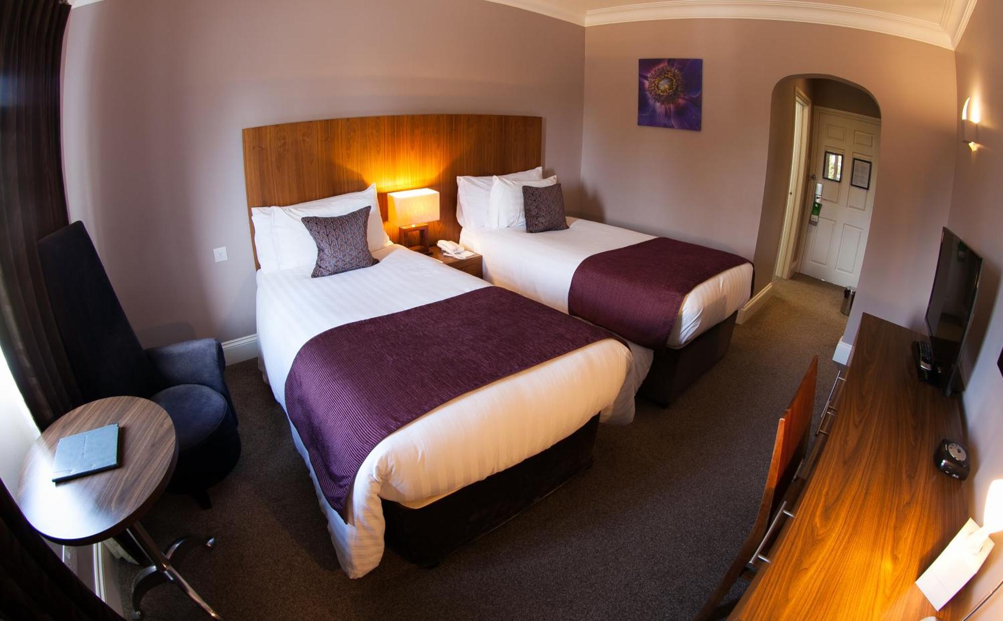 מידסומר נורטון Best Western Plus Centurion Hotel מראה חיצוני תמונה