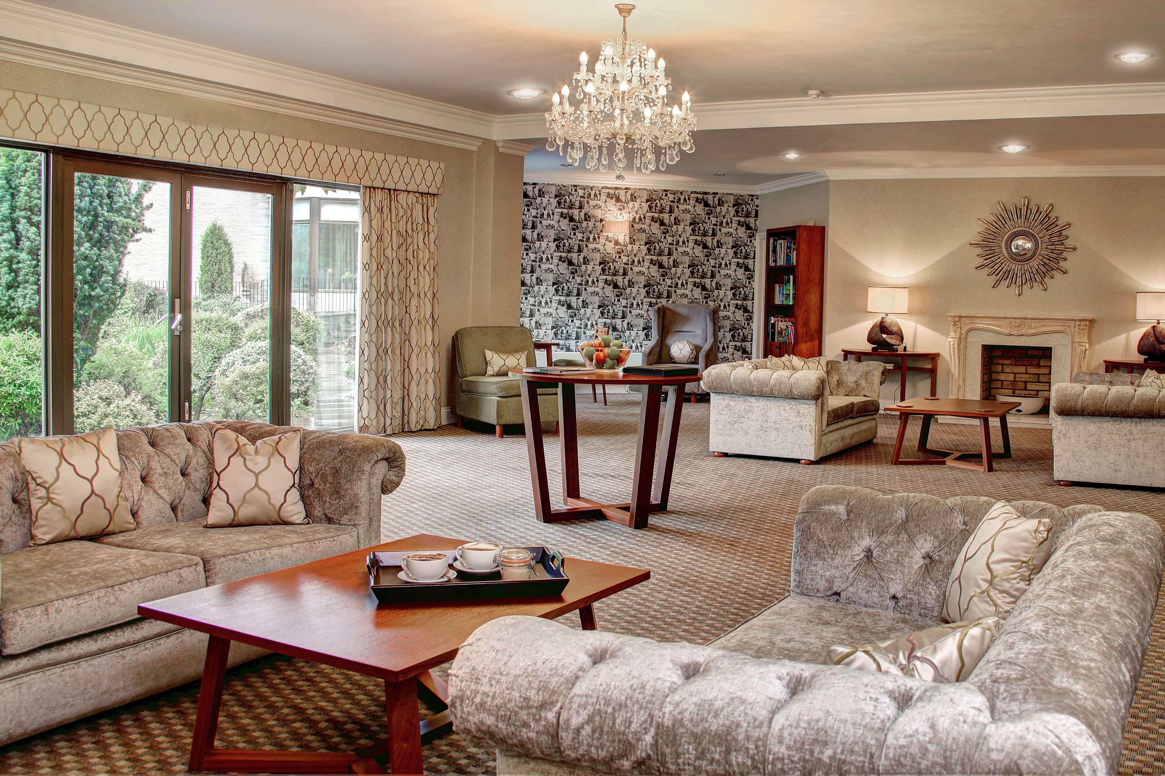 מידסומר נורטון Best Western Plus Centurion Hotel מראה חיצוני תמונה